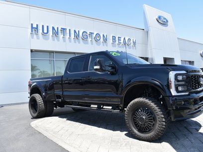 Used 2025 Ford F450 Lariat w/ FX4 Off-Road Package