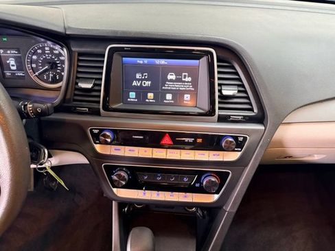 Used 2019 Hyundai Sonata SE FWD image 25