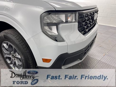 New 2025 Ford Maverick XLT w/ XLT Luxury Package image 8
