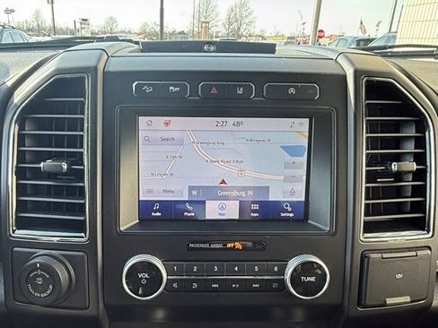 Used 2021 Ford Expedition Limited image 13