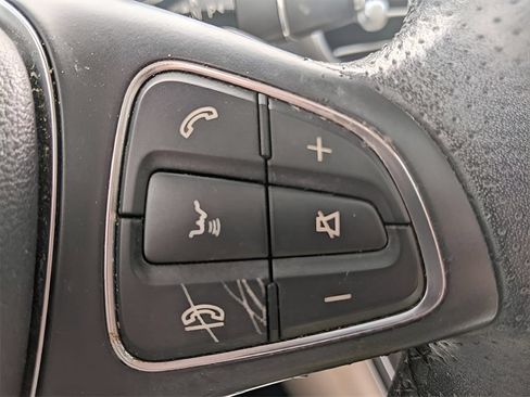 Used 2018 Mercedes-Benz GLC 300 image 22