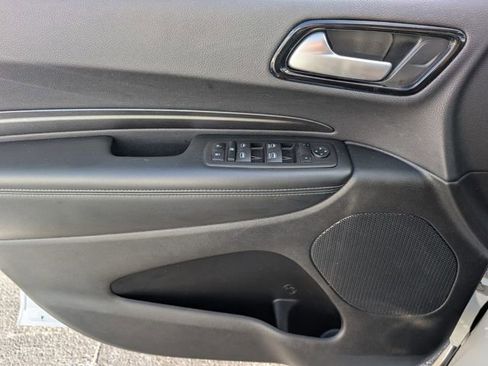 Used 2023 Dodge Durango SXT image 31