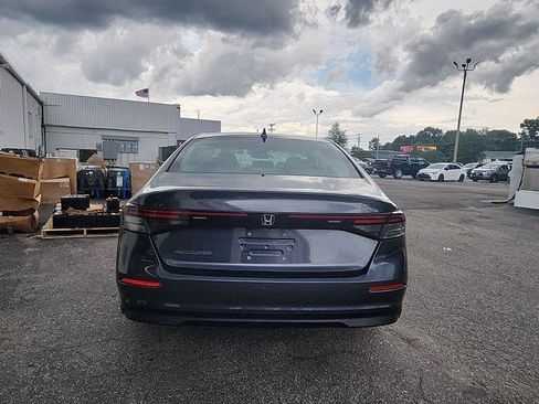 Used 2024 Honda Accord EX image 4