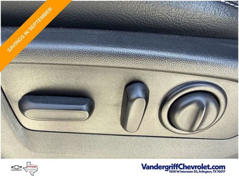 Used 2021 Chevrolet Silverado 1500 LT Trail Boss w/ LPO, Dark Essentials Package AWD/4WD image 24