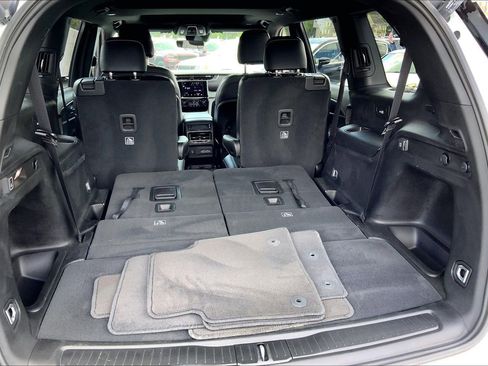 Certified 2025 Jeep Grand Cherokee L Altitude AWD/4WD image 9