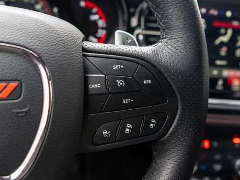 Used 2025 Dodge Durango GT image 25