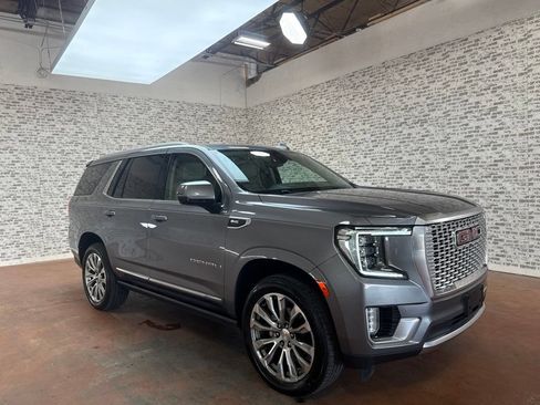 Used 2021 GMC Yukon Denali w/ Denali Ultimate Package RWD image 1