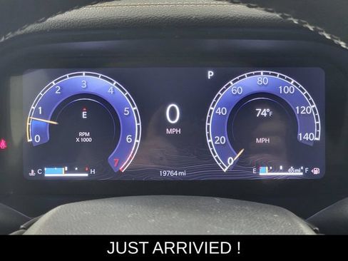 Used 2024 Jeep Grand Cherokee Limited AWD/4WD image 29