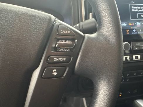 Used 2025 Nissan Frontier SV RWD image 22