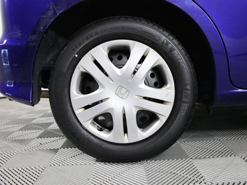 Used 2011 Honda Fit image 7