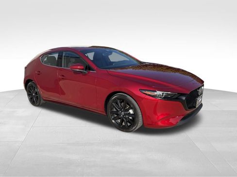 Certified 2021 MAZDA MAZDA3 s FWD image 3