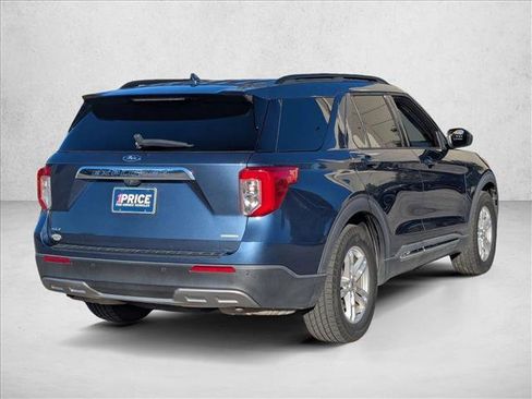 Used 2020 Ford Explorer XLT image 5