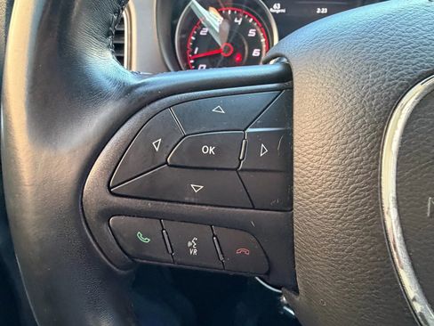 Used 2019 Dodge Charger SXT image 19