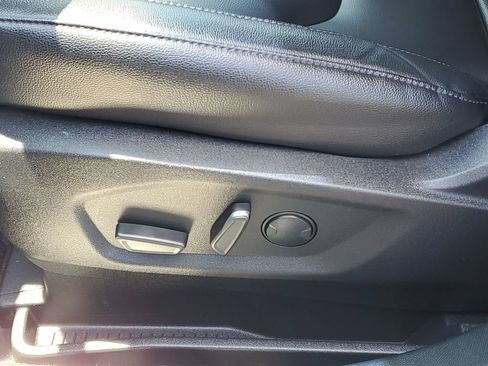 Used 2023 Ford Edge Titanium w/ Cargo Accessory Package AWD/4WD image 10