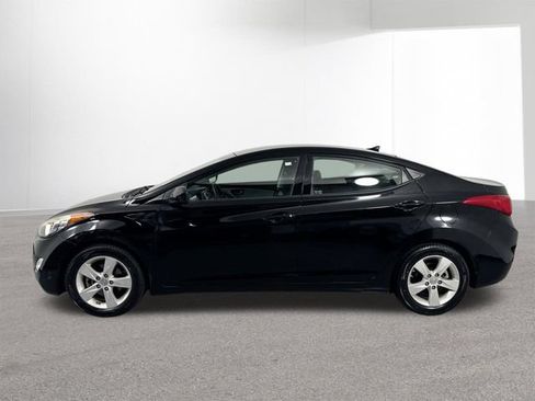 Used 2013 Hyundai Elantra GLS w/ Preferred Pkg FWD image 27