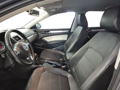 Used 2015 Volkswagen Passat 1.8T Wolfsburg Edition image 17