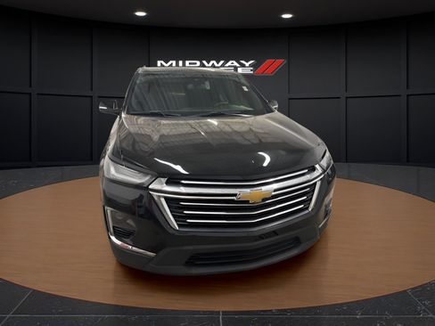 Used 2023 Chevrolet Traverse LT AWD/4WD image 5