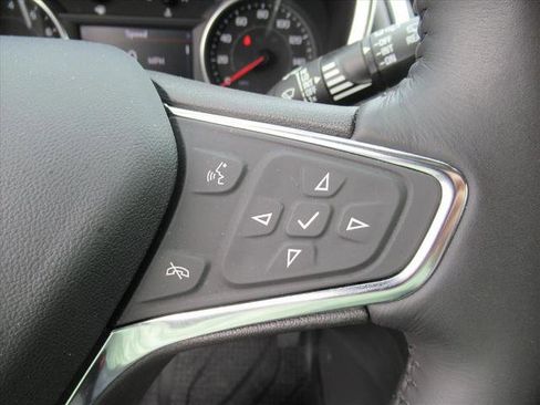 Used 2021 Chevrolet Equinox Premier image 25