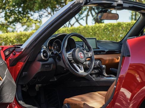 Used 2020 FIAT 124 Spider Lusso RWD image 54