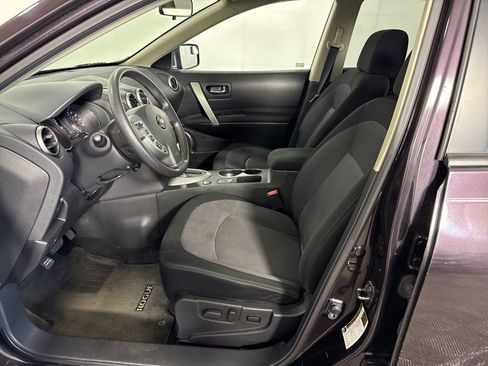 Used 2013 Nissan Rogue SV image 15