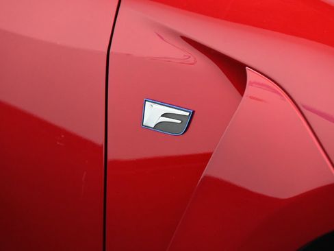 Used 2017 Lexus RC F RWD image 12