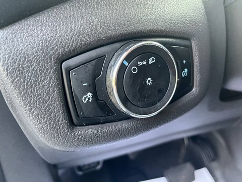 Used 2018 Ford Transit Connect XL FWD image 16
