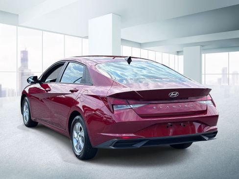Used 2023 Hyundai Elantra SE FWD image 3