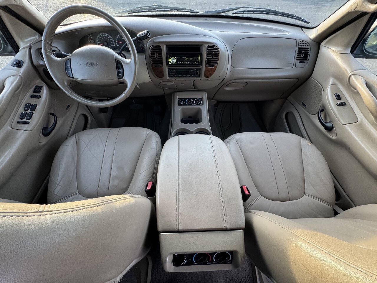 Used 2001 Ford Expedition Eddie Bauer RWD image 8