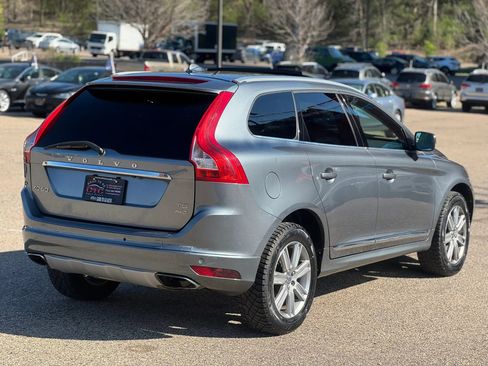 Used 2017 Volvo XC60 T5 Inscription AWD/4WD image 22