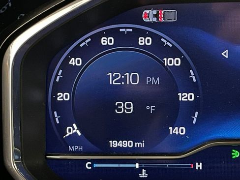 Used 2024 Chevrolet Silverado 1500 LT Trail Boss image 6