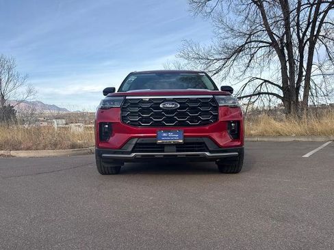 Certified 2025 Ford Explorer Platinum w/ Ultimate Package image 2