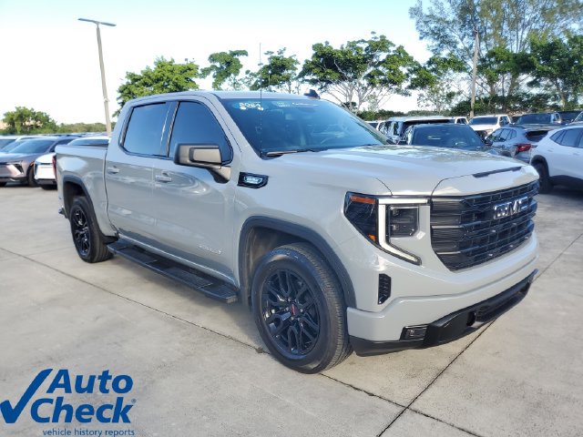 Used 2024 GMC Sierra 1500 Elevation w/ LPO, Elevation Black Package RWD image 5