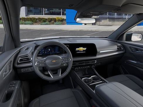 New 2026 Chevrolet Traverse LT w/ LPO, Floor Liner Package FWD image 15