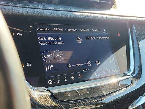 Used 2022 Cadillac XT6 Premium Luxury image 18