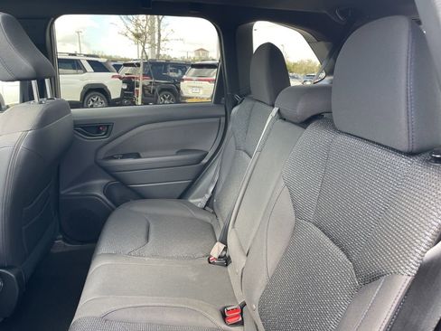 Used 2025 Subaru Forester Premium w/ Protection Package (1PH) image 27