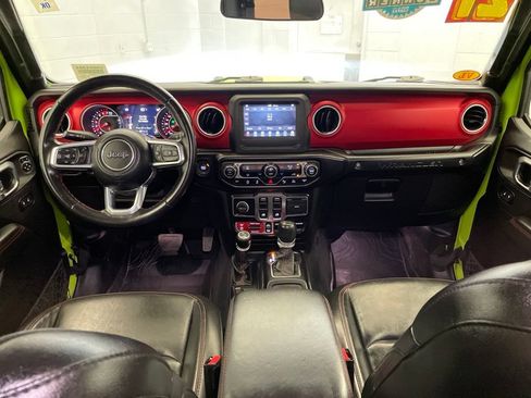 Certified 2021 Jeep Wrangler Rubicon w/ LED Lighting Group AWD/4WD image 16