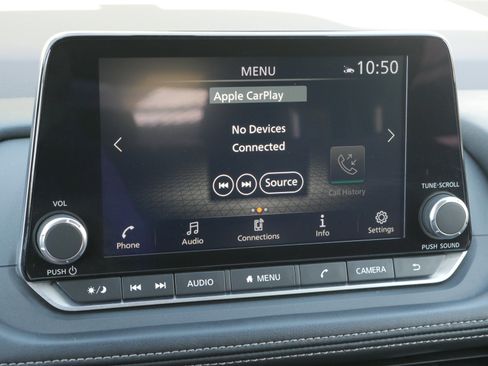 Used 2023 Nissan Rogue SV image 16