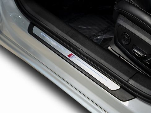 Used 2021 Audi S6 Prestige w/ Prestige Package image 68