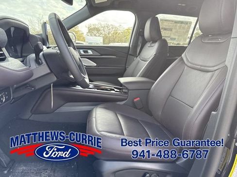 New 2026 Ford Explorer Platinum RWD image 8
