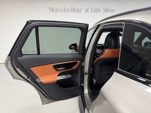 Certified 2023 Mercedes-Benz GLC 300 4MATIC image 21