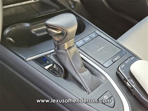 Certified 2021 Lexus UX 250h w/ Accessory Package (Z1) image 31