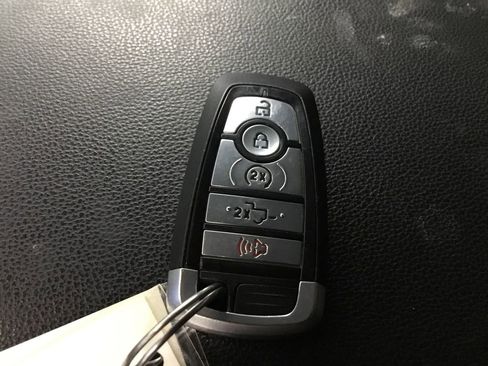 Used 2021 Ford F150 Lariat w/ Equipment Group 502A High image 11