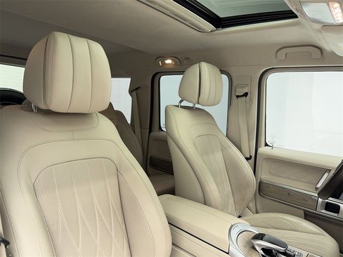 Used 2022 Mercedes-Benz G 550 image 45