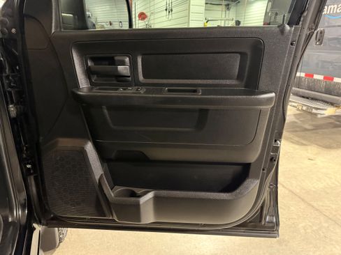 Used 2014 RAM 1500 Express w/ Black Ram 1500 Express Group image 10