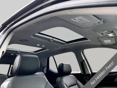 Used 2019 Chevrolet Traverse LT w/ LT Premium Package AWD/4WD image 20