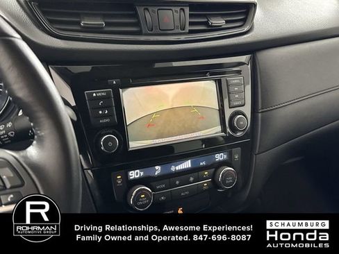 Used 2020 Nissan Rogue SV image 8