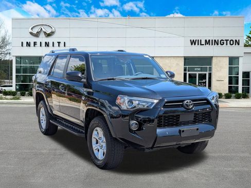 Used 2024 Toyota 4Runner SR5 AWD/4WD image 1