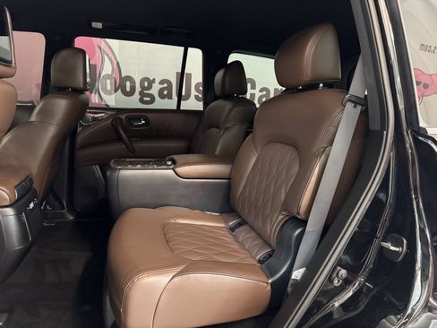Used 2022 Nissan Armada Platinum w/ Captain's Chairs Package RWD image 24