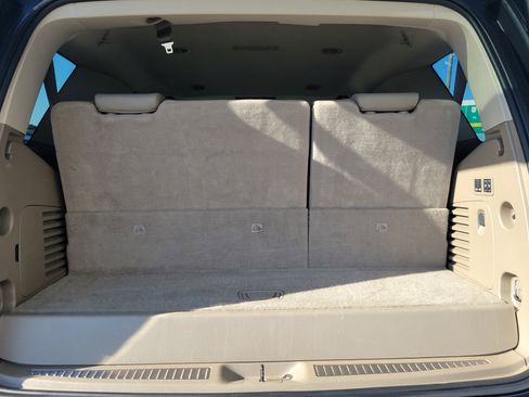 Used 2019 GMC Yukon SLT w/ Open Road Package image 19