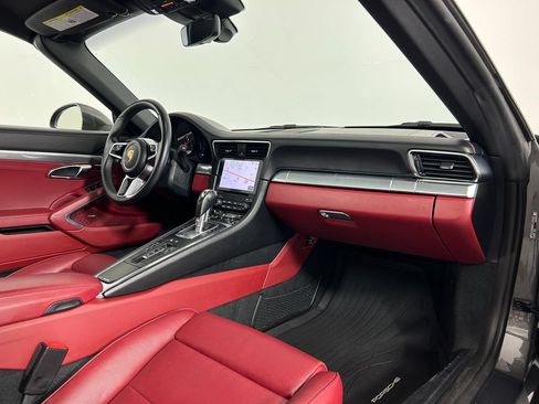 Used 2019 Porsche 911 Carrera RWD image 21